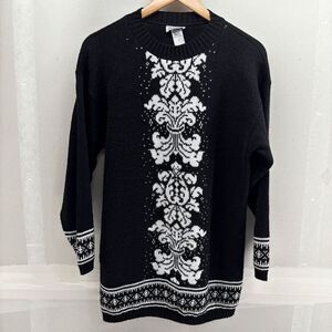 VTG Cuddle Knit Sweater Womens S Black Ivory USA Made Candle Snowflake Geometric
